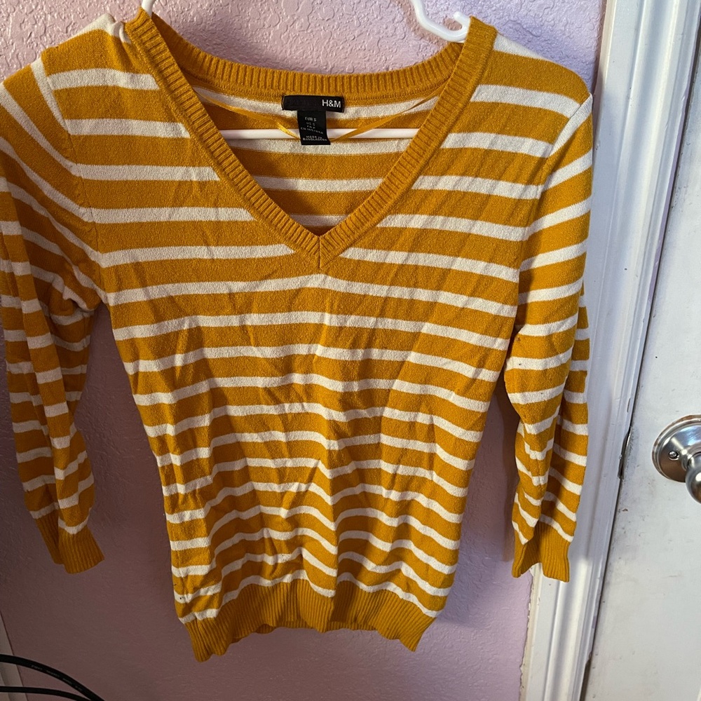 H&M sweater